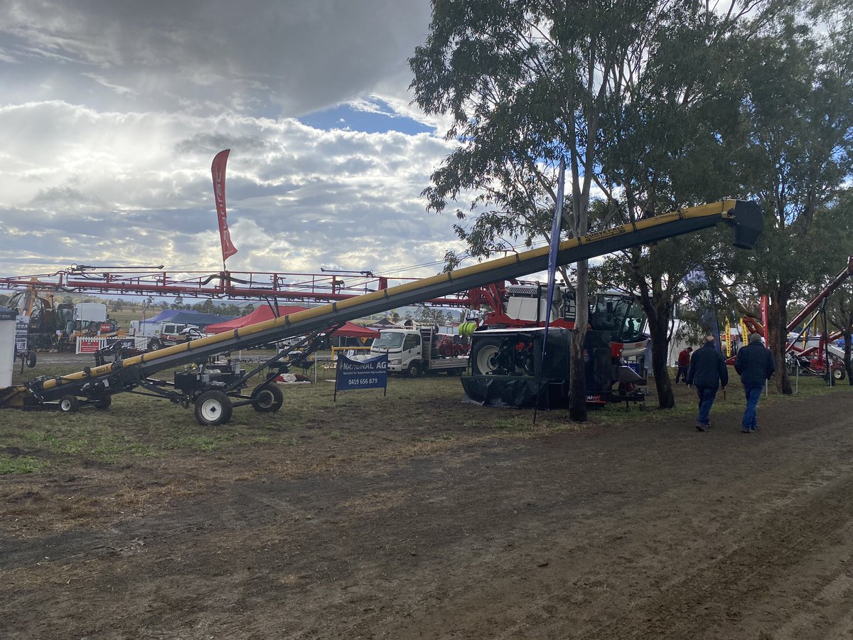 NationalAg3's tweet photo. We’re at Farmfest talking all things Ag!! #farming #ausag #australianfarmers #harvest #spraying #grain #irrigation @AgrifacAU @PadmanStops @agleaderAP @UniversalIndInc https://t.co/bMUOod4JcA