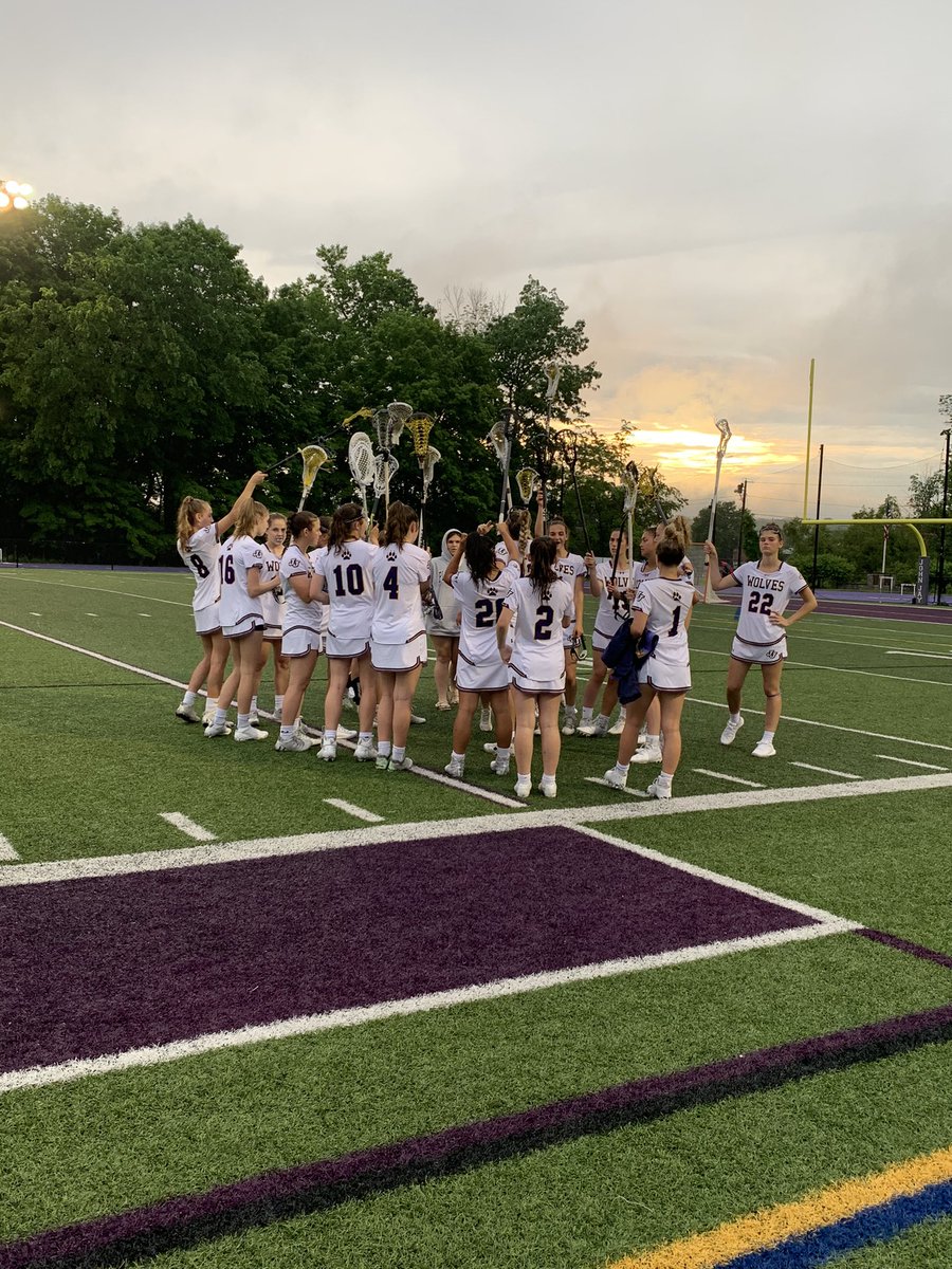 Jay wins 15-3. Great team win tonight #GoJay <a href="/lohudsports/">lohud sports</a> <a href="/HaggertyNancy/">Nancy Haggerty</a> <a href="/JohnJayBoosters/">John Jay Sports</a>
