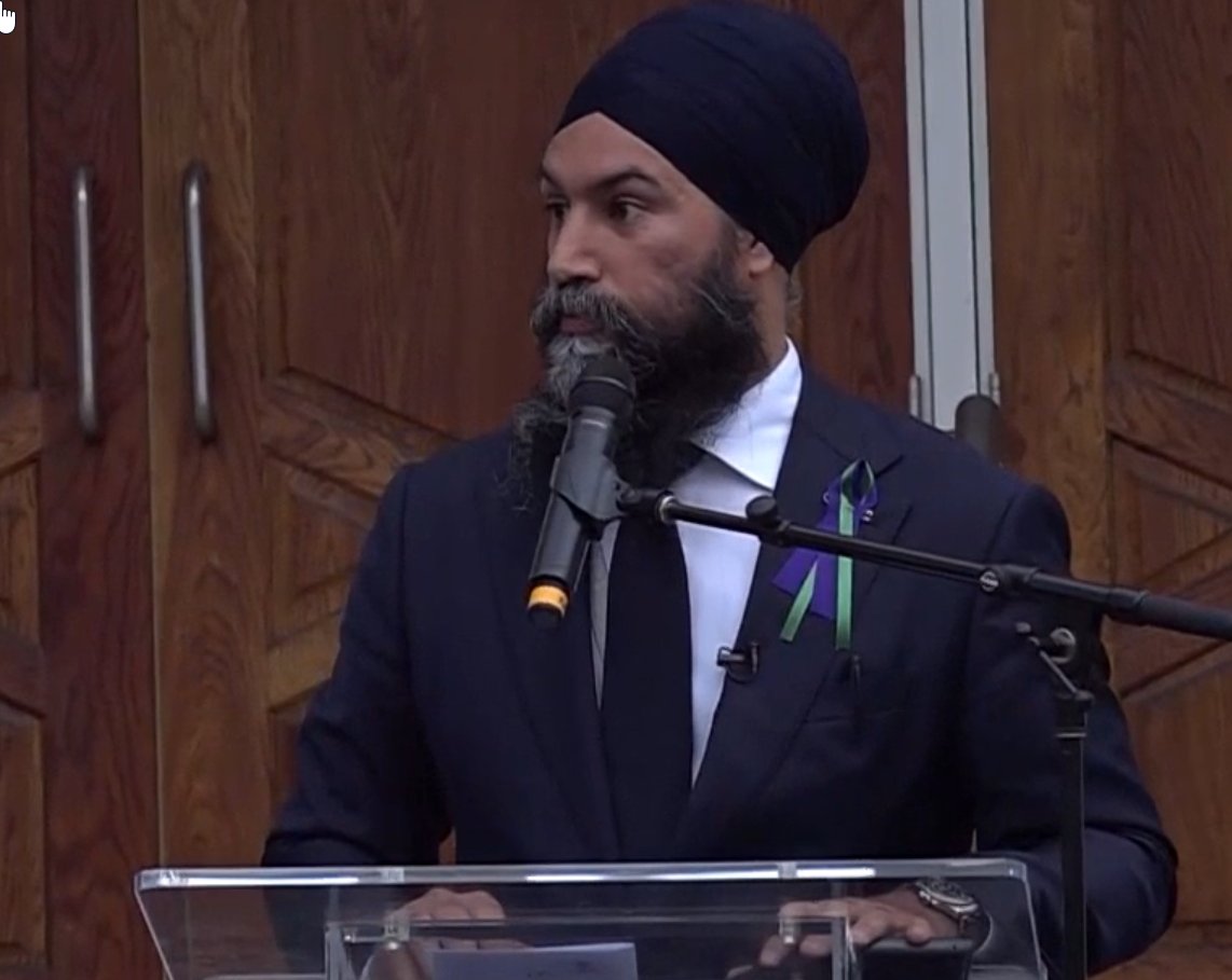 "Hate is like a fire. Give it no air to breathe" <a href="/theJagmeetSingh/">Jagmeet Singh</a> #OurLondonFamily