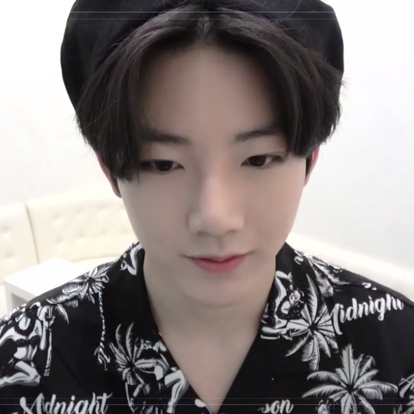 저화질의 준규 tweet media