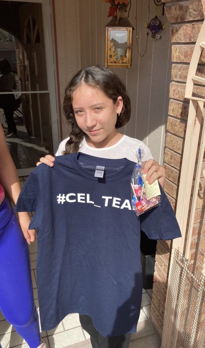 dannyB_WOTS3's tweet photo. Meet #CEL_TEAM 8โs Attorney Emily! Passed both #7th Reading๐ & Writingโ๐ฝ STAAR ๐!!! Virtual learner, but reported to @Del_Valle_MS ready for business. Great job, Emily ๐๐ฝ #ConquerEveryLevel_Team #ESLMAKENOISE! ๐ฅ#OFOD๐ฅ Thank you, @Mrs_DeeBuck for the tees ๐๐ฝ #CEL_TEAM IS HERE https://t.co/JiQWYFvuXh