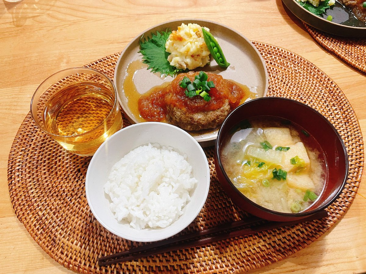 最近のご飯🍚
今年の目標は健康診断に行くこと。行く行く詐欺してもうかれこれ5年以上行ってない
