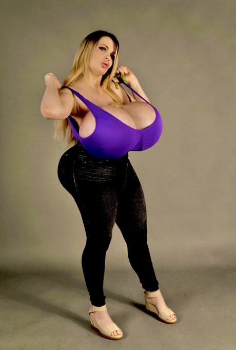 Everything is slowly falling into place. https://t.co/KnGPFHUrWc