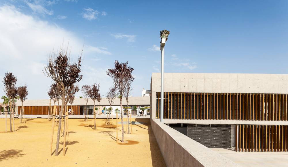 ArquitectosCTAC's tweet photo. #ARq_CS Parque Los Bajos, en Roquetas de Mar, Almería. 2017. Proyecto de EMAC arquitectura, Miguel Martínez Castillejo y Pau Batalla Soriano, con Lara Llop como arquitecta colaboradora. +info: https://t.co/OmpVoqCJvB https://t.co/wMwy9NSKcF