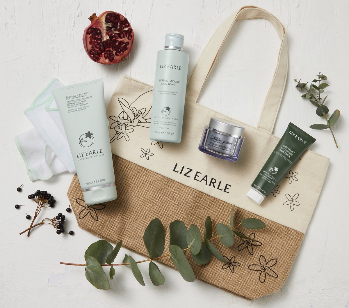 Earlybird #TSV shopping is go! Click this link to view our <a href="/lizearle/">Liz Earle Beauty Co.</a> Superskin collection (243800), featuring new Alt-Retinol Paste. Under £50, 5 EY pays 🌿 qvcuk.com/Liz-Earle-The-…
