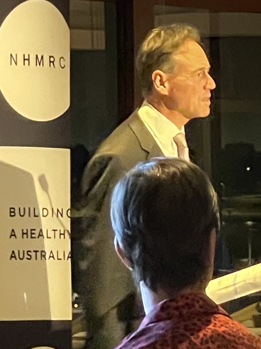 ⁦@GregHuntMP⁩ .. acknowledging the “extraordinary efforts of Australian research” in our battle with COVID 19.. research gives people better lives ⁦@Sydney_Uni⁩ ⁦@TheMatilda_USyd⁩ #nhmrcawards ⁦@nhmrc⁩ ⁦@ceo_nhmrc⁩