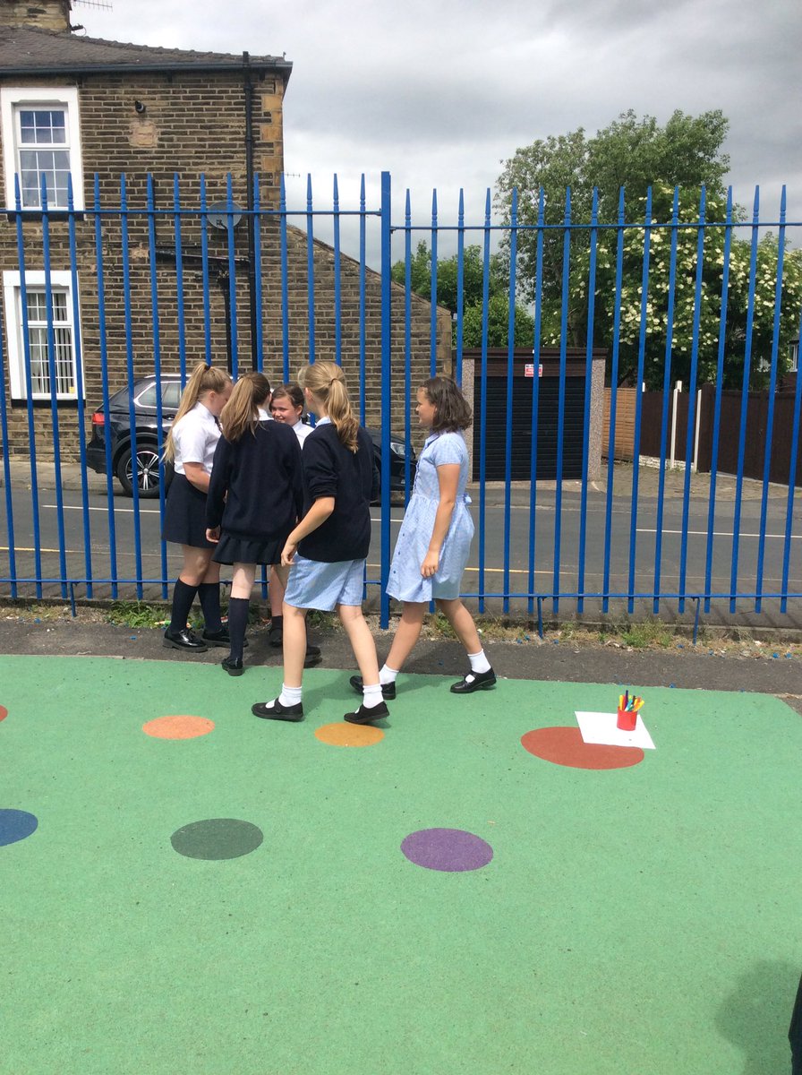 MrsMalcolmStAug's tweet photo. Acting out real life situations and considering solutions using: when... I feel... because... next time... @MrsDavieStAug @MrsGuest4 #smallstepstopeace #foundationforpeace https://t.co/pNA17txCUu