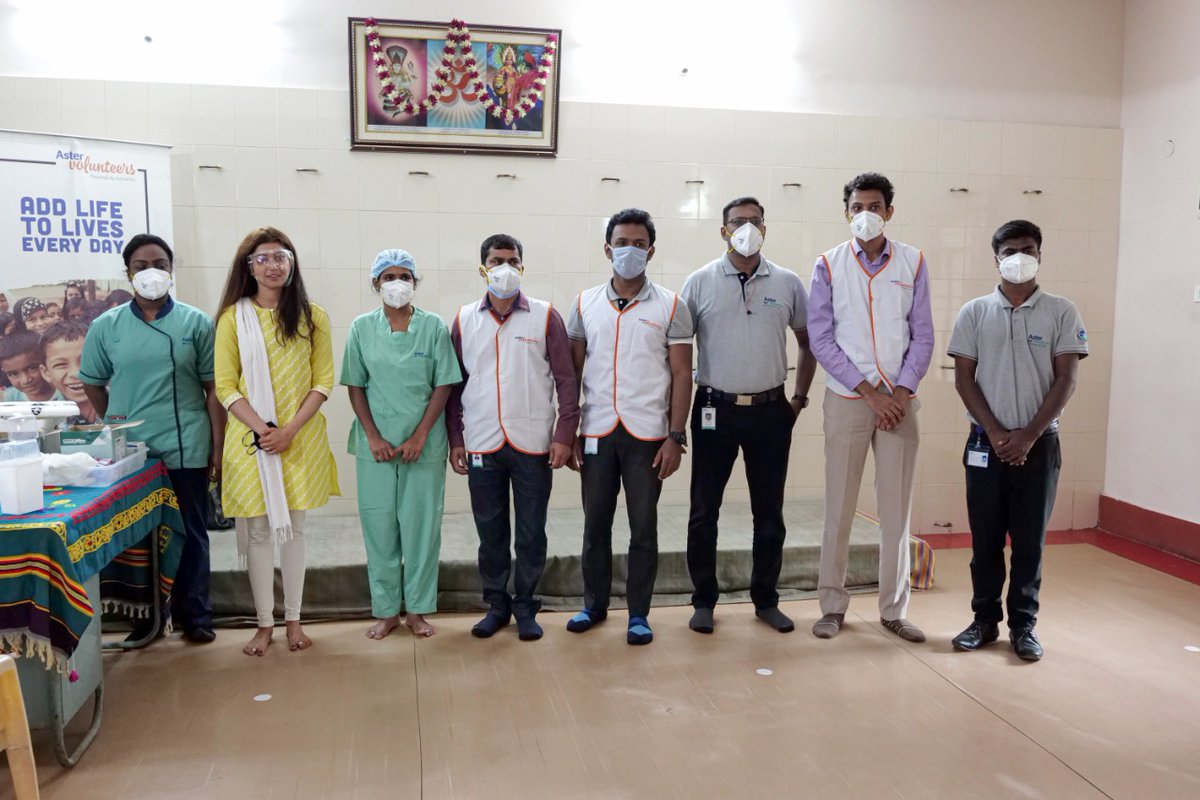 RohitvNiranjan's tweet photo. Actress @pranitasubhash held a free vaccination drive  in Bengaluru today

An initiative of #Pranithafoundation

 @pranithafounda1 https://t.co/Sgs9mYMZNx