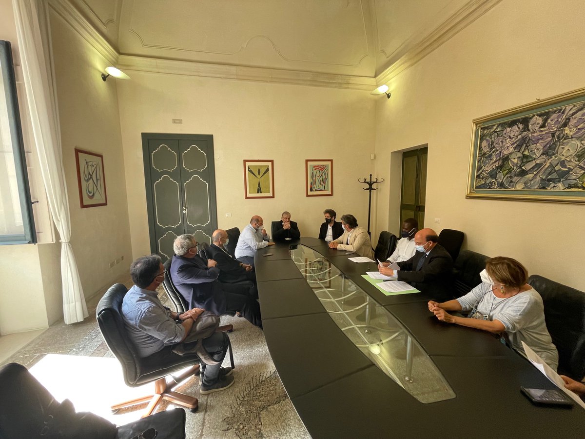 Protocollo d’intesa per “MEET2 IN”: siglato oggi a Palazzo Adorno alla presenza dell’arcivescovo Seccia bit.ly/3xrkBBC