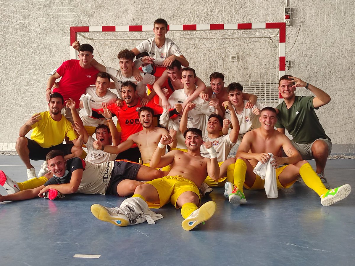 deportesNA's tweet photo. FÚTBOL SALA⚽️

El Almonacid asciende a la Tercera División de fútbol sala ⬇️

https://t.co/KIOncUwZTG https://t.co/GzRIqWvDBu