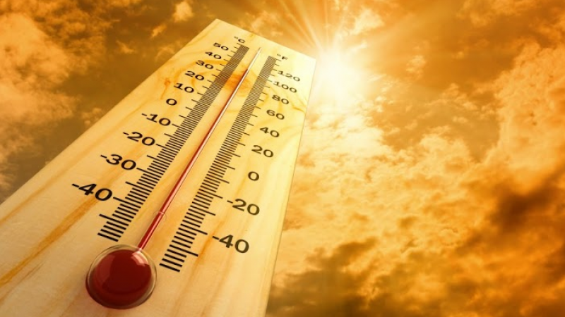 NASUWT's tweet photo. Advice for members if excessive temperatures in your classroom or teaching area are a problem during the summer months 
https://t.co/cIDnkpDxkD #Teachers #teachertwitter #edutwitter #summer https://t.co/1WitEZjbDj