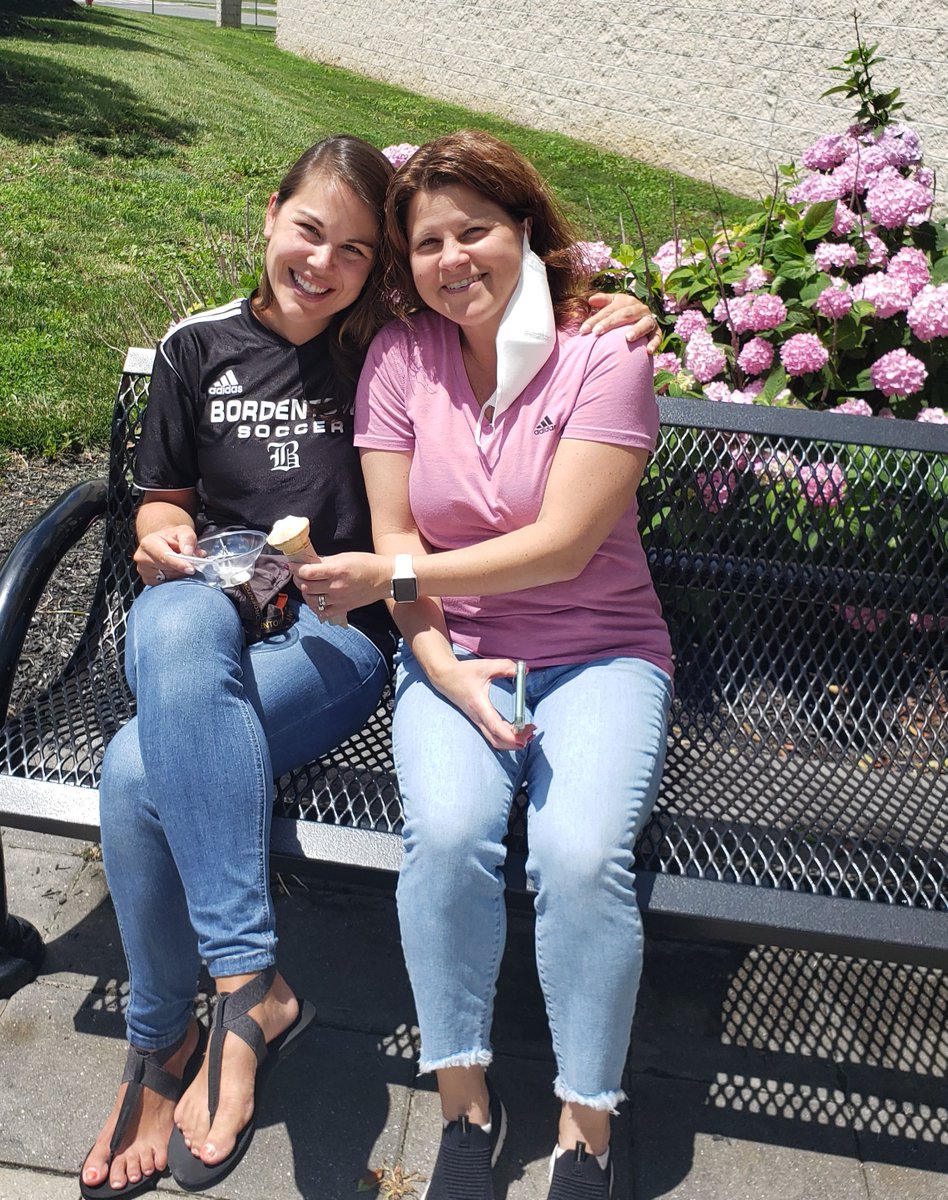 BRHSScotties's tweet image. Thanks to the very generous BRHS families, our staff enjoyed a visit from Mister Softee!