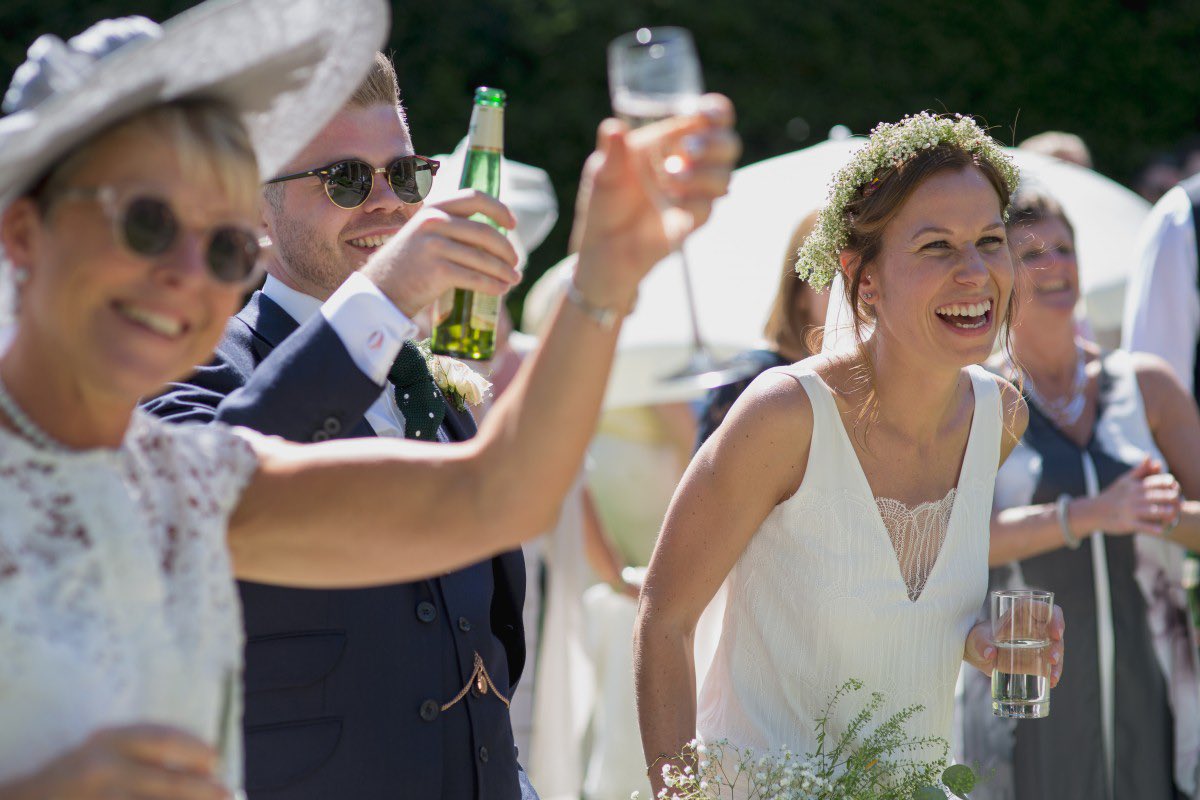 Standing drinks receptions:

Boris = ✅

Wedding venues = ❌

#whataboutweddings