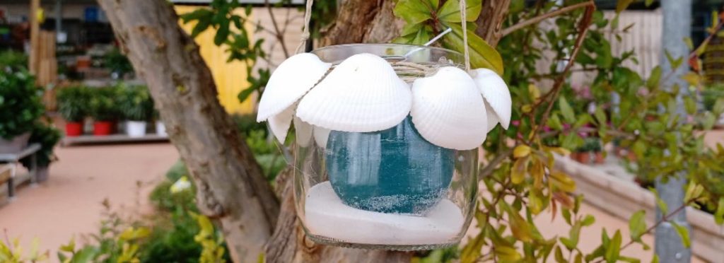 🔎 ¡Mira lo que he encontrado!
DIY Hacer un portavelas casero con conchas - verdecora.es/blog/diy-hacer… 
#plantas #decoración #natural #cuidados