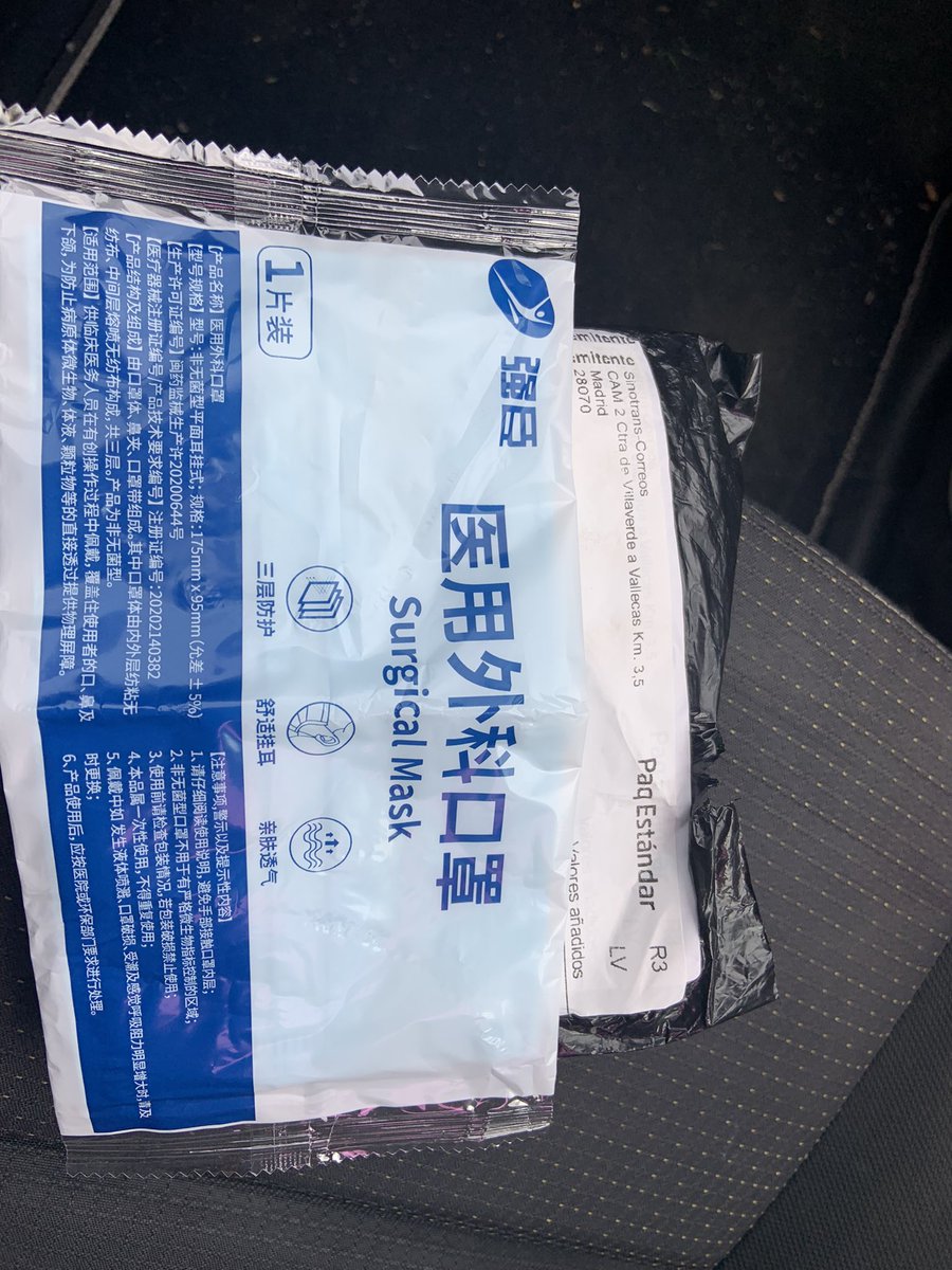 MarBelim's tweet photo. ¿A alguien más les llega sin pedirlo? Ya es el cuarto paquete que me llega de China sin haberlo pedido, primero fue un calcetín suelto y ahora mascarillas… https://t.co/dcnseuNVyb