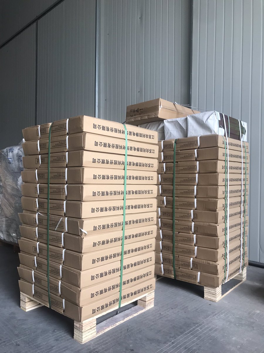 adaraisedfloor's tweet photo. Xiangli #raisedfloor in domestic package is aready  to delivery. Our #accessfloor products are popular both in domestic and aborad market for #datacenter and #officebuilding solution. https://t.co/v81DfFLn4z #construction #antistatic #flooring https://t.co/4xINlndmDO