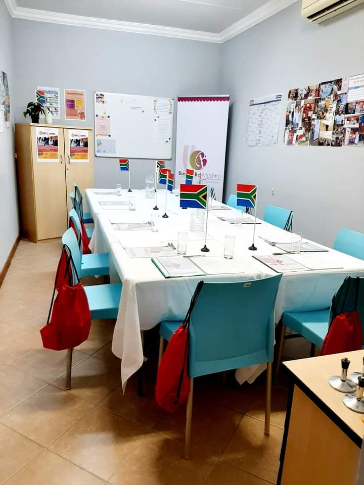 BaMoshito's tweet photo. Preparations underway for today's Youth Unleashed Symposium. Be sure to watch the upload of the video @13h00 this afternoon and post your questions to our Youth panel.

HAPPY YOUTH DAY!!🥳💞🇿🇦

#BBMFoundationYouthUnleashed2021
#YouthDay
#Empweringouryoungleaders
#Youthsymposium https://t.co/DuWSYYwaKM