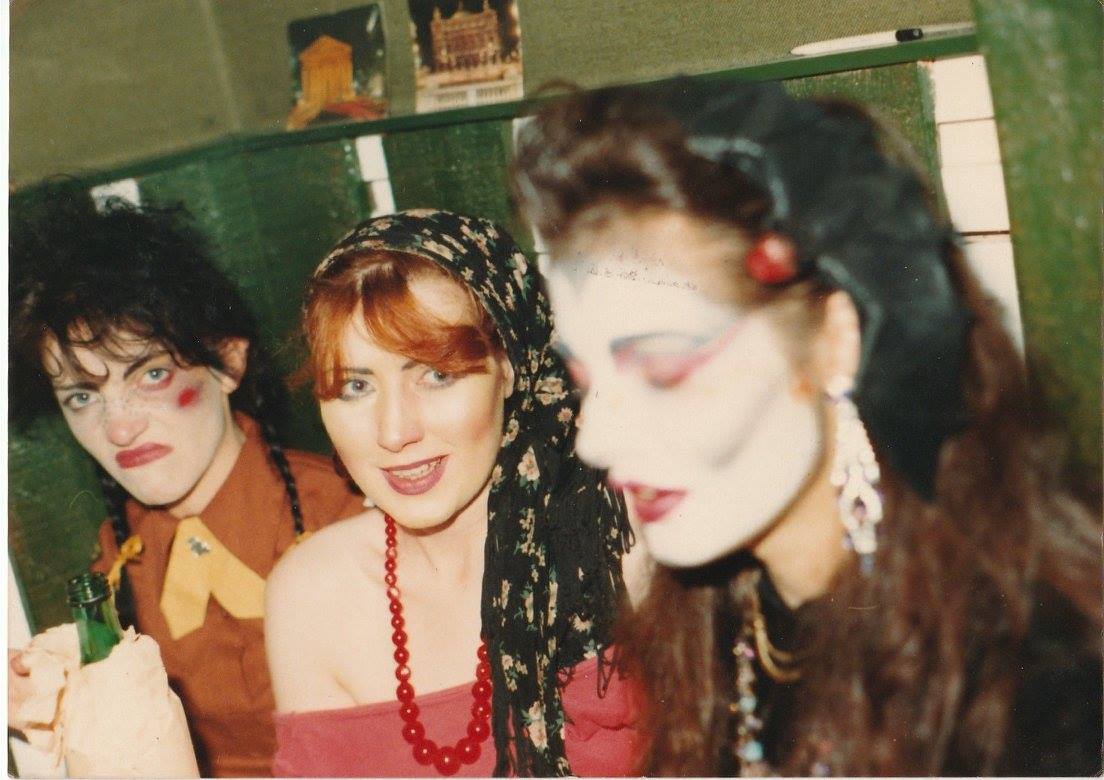 Carla J Easton tweet media