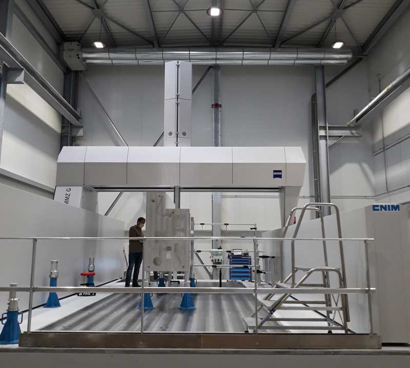CNIM_Group's tweet photo. Contrôles 3D grande dimension &amp; haute précision : @ZEISS_Group équipe CNIM Systèmes Industriels avec la plus grande machine de métrologie de France : 8m x 4m x 2m. @CNIM_Group.
👉Plus d'info https://t.co/ePNidRqqEG https://t.co/a6JFv0YrAK
