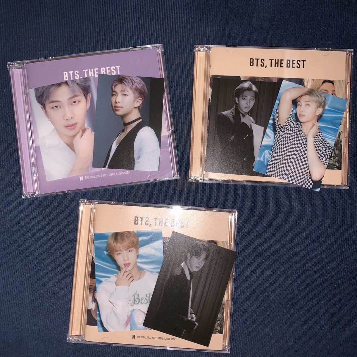 _winterbare_'s tweet photo. BTS THE BEST アルバム セブンネット限定盤 通常盤 トレカ クリアフォトカード 交換
トレカ交換 防弾少年団

譲    通常盤 ナム
       セブン限定盤 ナム ジン

求   （同種）テヒョン  テテ  V

ご気軽にリプお待ちしてます！🙆🏻‍♀️🙇🏻‍♀️🙇🏻‍♀️

#BTS  #トレカ交換 #BTS交換 #THEBEST #交換 #btsトレカ交換 https://t.co/9lPbQucKl6