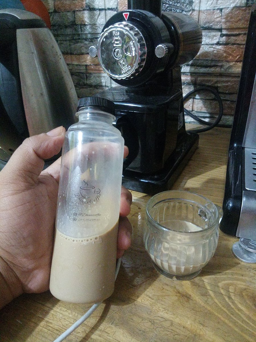 doel_rainbow's tweet photo. Rum Coffee.. Asik juga
#rumcoffee https://t.co/ifQ41JRWZC