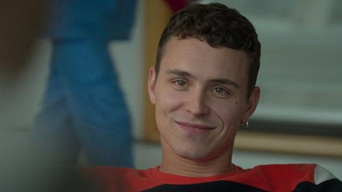 mozart_comenta's tweet photo. aron piper você é tão lindooo meu deus 😭 #ELITE4 #EliteWeek https://t.co/SVdN1nPa78