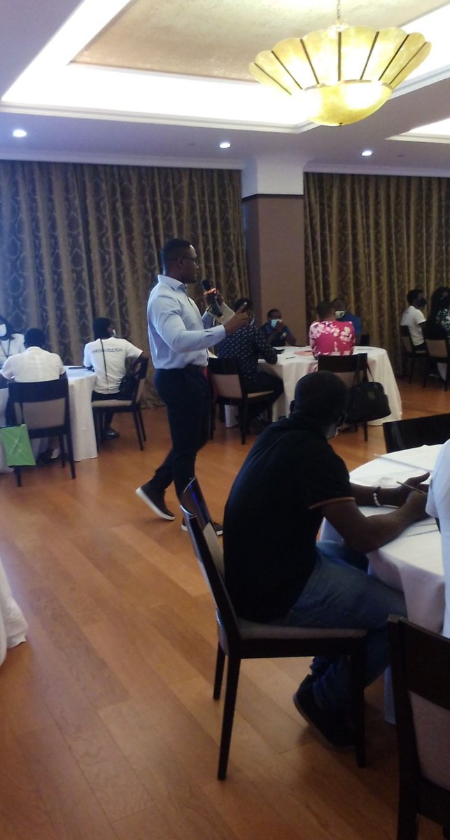 Finanzas personales.
Administra tu dinero, taller impartido por Jorge Sikota
#semimarioprofesionalcanalson
#finanzas <a href="/JorestSB/">Sikota Barleycorn Jorge</a> <a href="/johnnilynk/">J.Hanza</a> <a href="/_BrainShop_/">BrainShop Consultoria</a> <a href="/ELMAU_IMPACTA/">Mauricio Ebozogo Oficial</a>