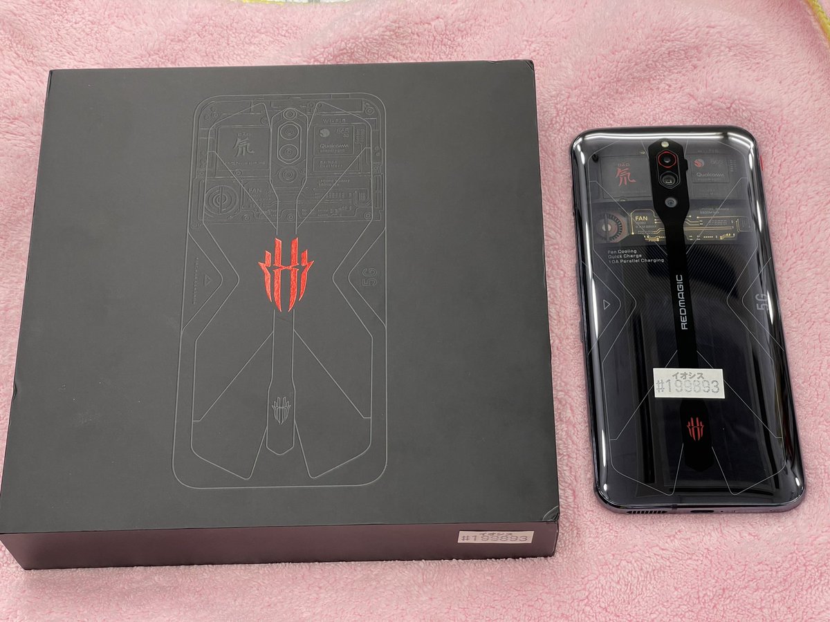 iosys_chuou's tweet photo. スケルトン✨

【Nubia Red Magic 5G 透明版】
海外版 SIMフリー
中古Aランク 税込54,800円

スナドラ865
メモリ12GB
ストレージ256GB
約6.65インチFHD+ディスプレイ
4500mAhバッテリー
トリプルカメラ
ターボファンによるアクティブ液冷

こいつ…動くぞ！

#akiba #イオシス #RedMagic5G https://t.co/qNteheLjL3