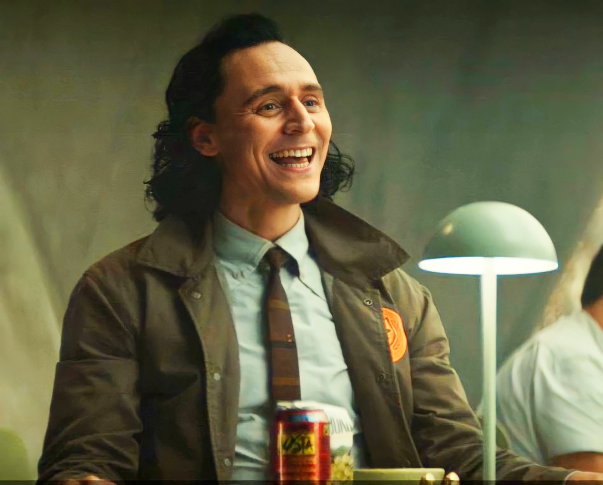 UCMDato's tweet photo. 💬"Nadie malo es verdaderamente malo, y nadie bueno es verdaderamente bueno". Loki, poeta contemporáneo. 

#Loki   |   #LokiWednesdays https://t.co/HGRS7ASy8J