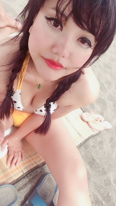 Instagram said no to this pictures so we put it here :p nice beach in #Spain #malaga #marbella https://t<a href="/tag/spain"class="tags"><span>#spain</span></a><a href="/tag/marbella"class="tags"><span>#marbella</span></a><a href="/tag/malaga"class="tags"><span>#malaga</span></a>