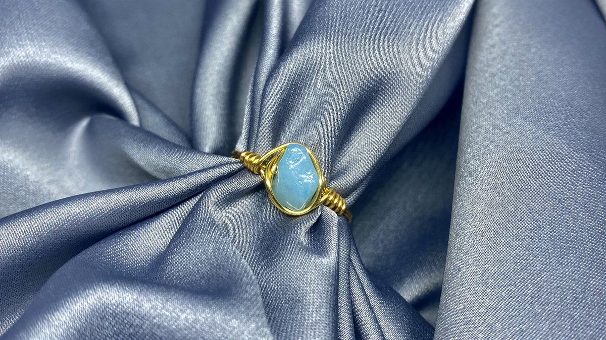 kyumadethings's tweet photo. Someone ask for LOKI theme, so here what I do for her✨Using natural stones and crystal bead

Lulus atau tidak mengikut tema yang diberi? https://t.co/TxgyOwvACF