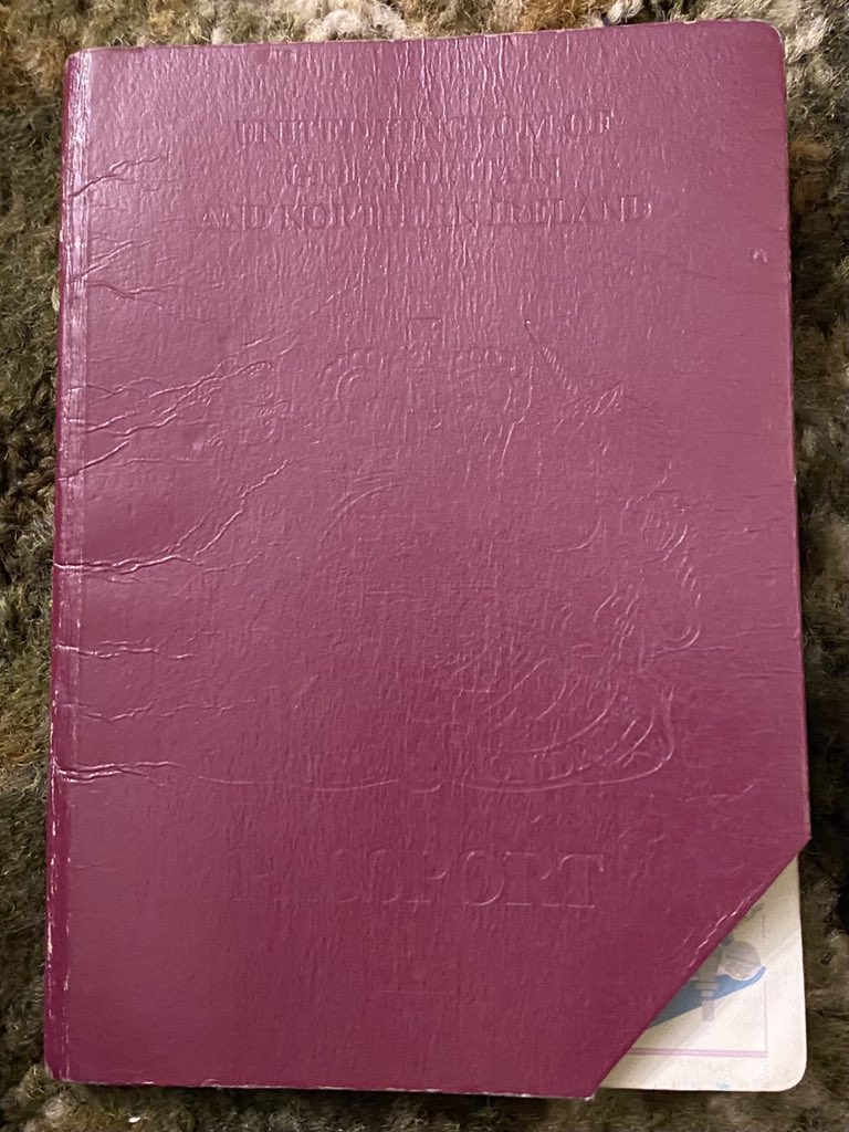 Seeking help, please @pritipatel @OliverDowden @ukhomeoffice I applied for additional British passport to assist with visas and work permit applications, instead received in date original back, cancelled, 10th June. NO explanation, NO assistance and now NO passport at all...