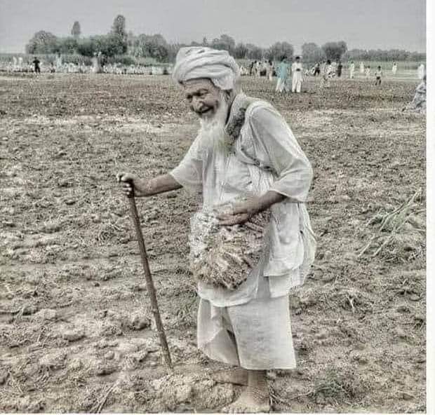 SSameer223's tweet photo. मेरी  #ग़ुर्बत को देख कर रास्ता ना बदल लेना,

मैं दिल का #बादशाह हूँ मुक़द्दर तो ख़ुदा लिखता है,.
humanity is the best part of life 
#help_each_other https://t.co/ERgVwYHkAo