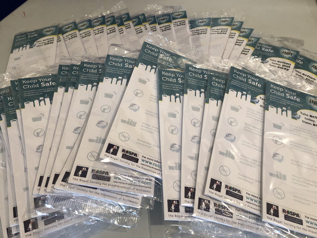 Trafford’s Public Health Team are raising awareness of    @homesafetyUK campaign #TakeActionTodayPutThemAway  to reduce accidental poisoning in the home <a href="/TraffordFIS/">Trafford FIS</a> #broadheath