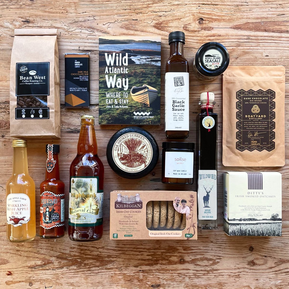 Irish Gifts for Hungry 
Dads🍴📦

This Sunday 20th June is Father’s Day 🍴📦

We have lots of gift ideas in the siopa 🍴📦