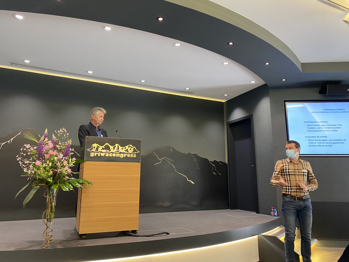 Nach 12 Jahren tritt Alain Jaccard als Präsident zurück, im Namen des SVKI danken wir dem langjährigen Präsidenten für sein Engagement und seine Unterstützung. Das Amt wird neu vom Vize-Präsidenten und Vorsitzenden der Fachgruppe Abwasser Marco Sonderegger übernommen.