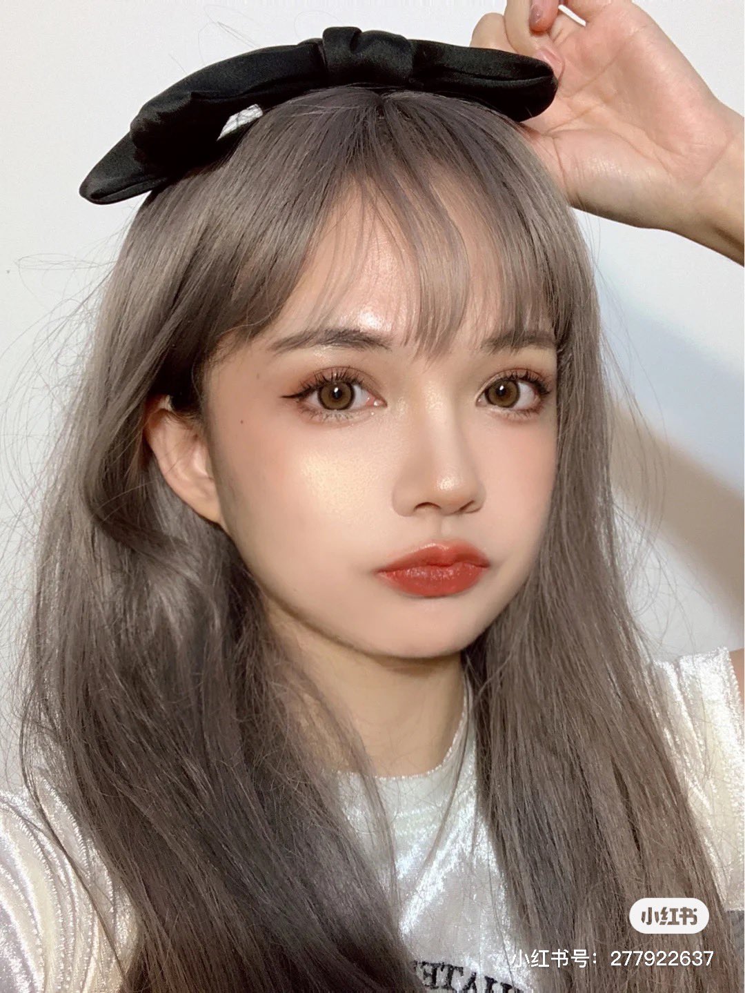 Twitter 上的 秘密 Mimi 中国コスメを1 3日でお届け 妹感きゅるんメイク 妹みたいに可愛がりたくなる童顔風メイク 丸顔に見せるにはハイライトが必須 鼻先と鼻の付け根にのせて 中間は乗せないようにすると 鼻自体が短く見えてより童顔っぽくなり