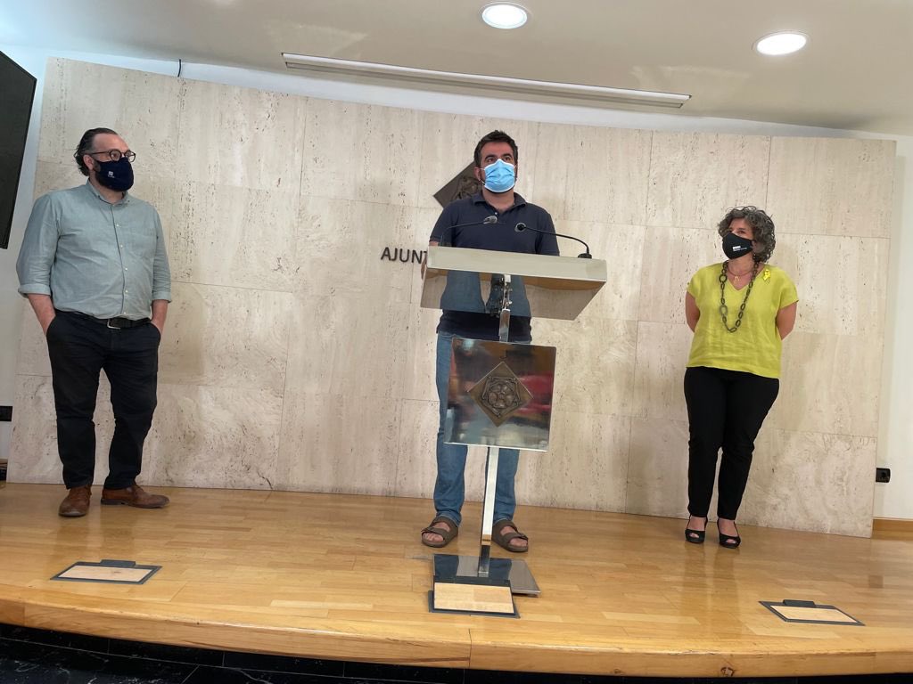 Presentació de la festa major inclusiva, una #FestaMajor per a tothom.
👉Un programa que promou la inclusió en l’àmbit festiu i cultural, amb l’objectiu de facilitar la participació universal, per tant, apropar la festa a tots els col·lectius que vulguin participar-hi.

<a href="/reus_cat/">Ajuntament de Reus</a>