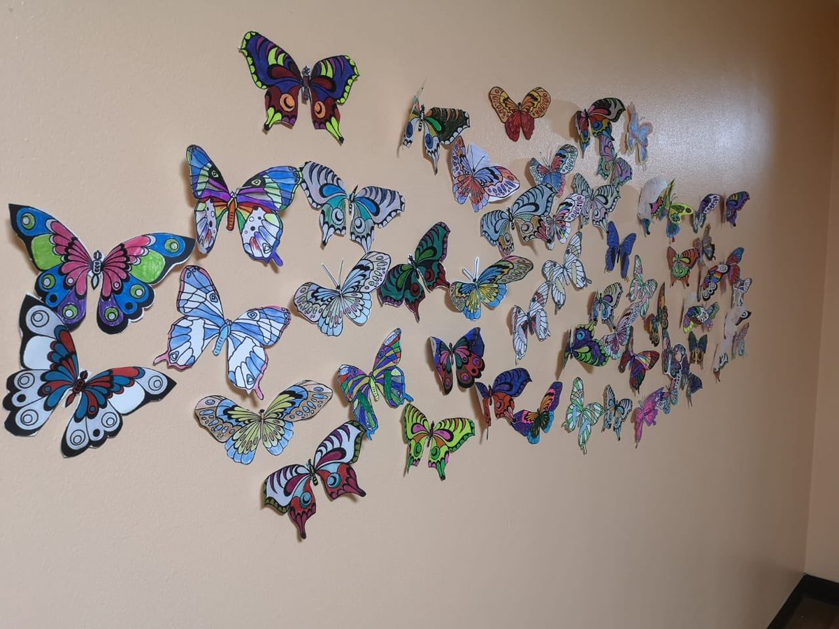 DIA_Math's tweet photo. Year 7s made butterflies for their math wellbeing activity!

#DreamInspireAchieve #Year7 #math #Collaborative #WellBeing #Symmetry #RealLifeProblems #IB #DubaiSchools #InThisTogether #TeachUAE https://t.co/BuxZu4DRwn