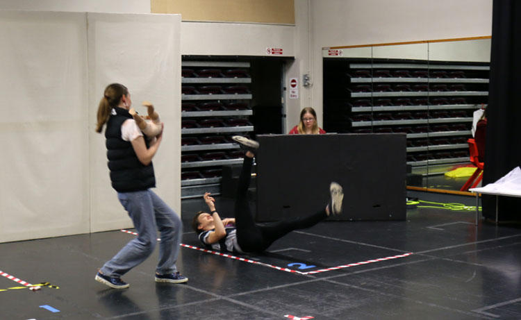 Our Year 12 Drama students rehearsing for next week exam. Congratulations on your hard work and commitment, you are doing an inspiring job! Bravo!
#York #Drama #Huntington #Theatre