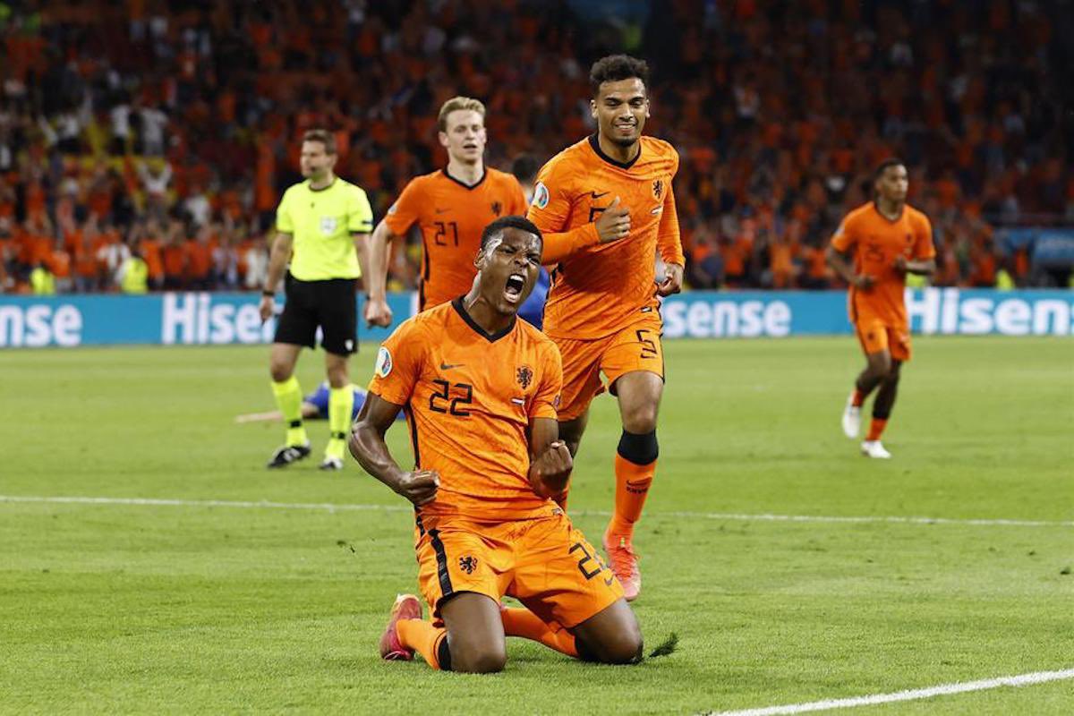 🔮 𝐕𝐎𝐎𝐑𝐒𝐏𝐄𝐋 &amp; 𝐖𝐈𝐍

Nieuwe ronde, nieuwe kansen! Weet jij de rust- en eindstand van het duel Nederland - Oostenrijk plus de minuut waarin het eerste doelpunt valt juist te voorspellen? Dan maak je wederom kans op een Oranje voetbal! 🙏🏼

#MutaSport #Teamshop