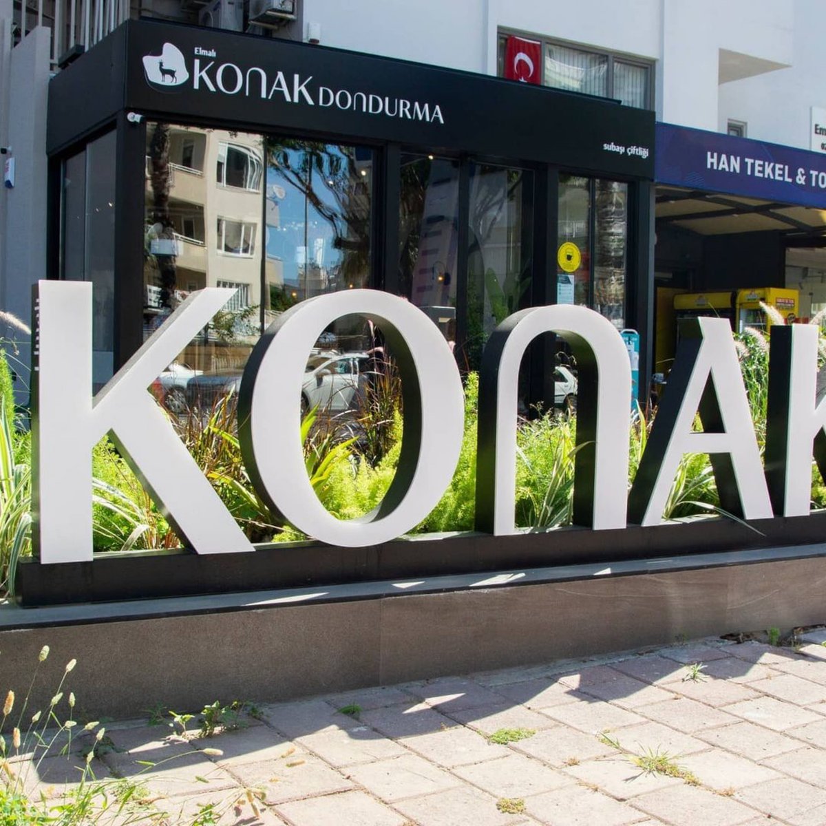 Antalya'da keçi sütünden imal edilen dondurmanın adresi: Konak Dondurma 🍦
#konakdondurma #101streetfood #Antalya #lezzet #gurme 
👉tr.101streetfood.com/en/konak-dondu…