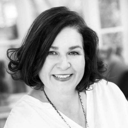 CrownHousePub's tweet image. @ParentPractice is speaking at the @EducationFest this Friday! Find out more: bit.ly/3wIneix You can also purchase #MyChildsDifferent at a fantastic 50% discount! Add promotional code FESTIVAL50 at checkout. Offer runs until midnight on 30/06/21: bit.ly/3gG5jSq