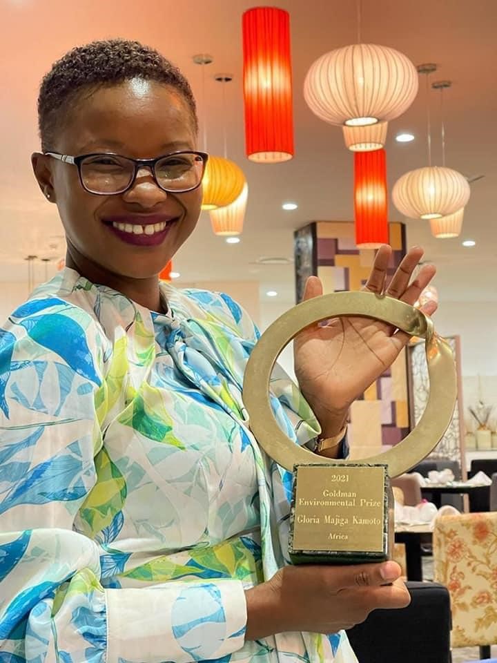 Gloria is a Program Officer at the Centre for Environmental Policy and Advocacy, and through her work, she conducts advocacy for reform &amp; enhanced implementation of the Environmental and Natural Resource Management Policy and Legal Framework. 
<a href="/WashFellowship/">MandelaWshFellowship</a> <a href="/YALINetwork/">YALI Network</a> #Malawi