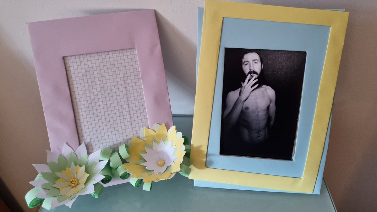 Playdude5's tweet photo. Although I got far too carried away and haven't slept properly for days, I'm super proud of these photo frames I made. I call it productive insomnia. Also thanks @FreePrintsApp for the free photos 👍📸 #handmade #photography #crafts #papercraft #ProductiveInsomnia https://t.co/KkKJBZYgai