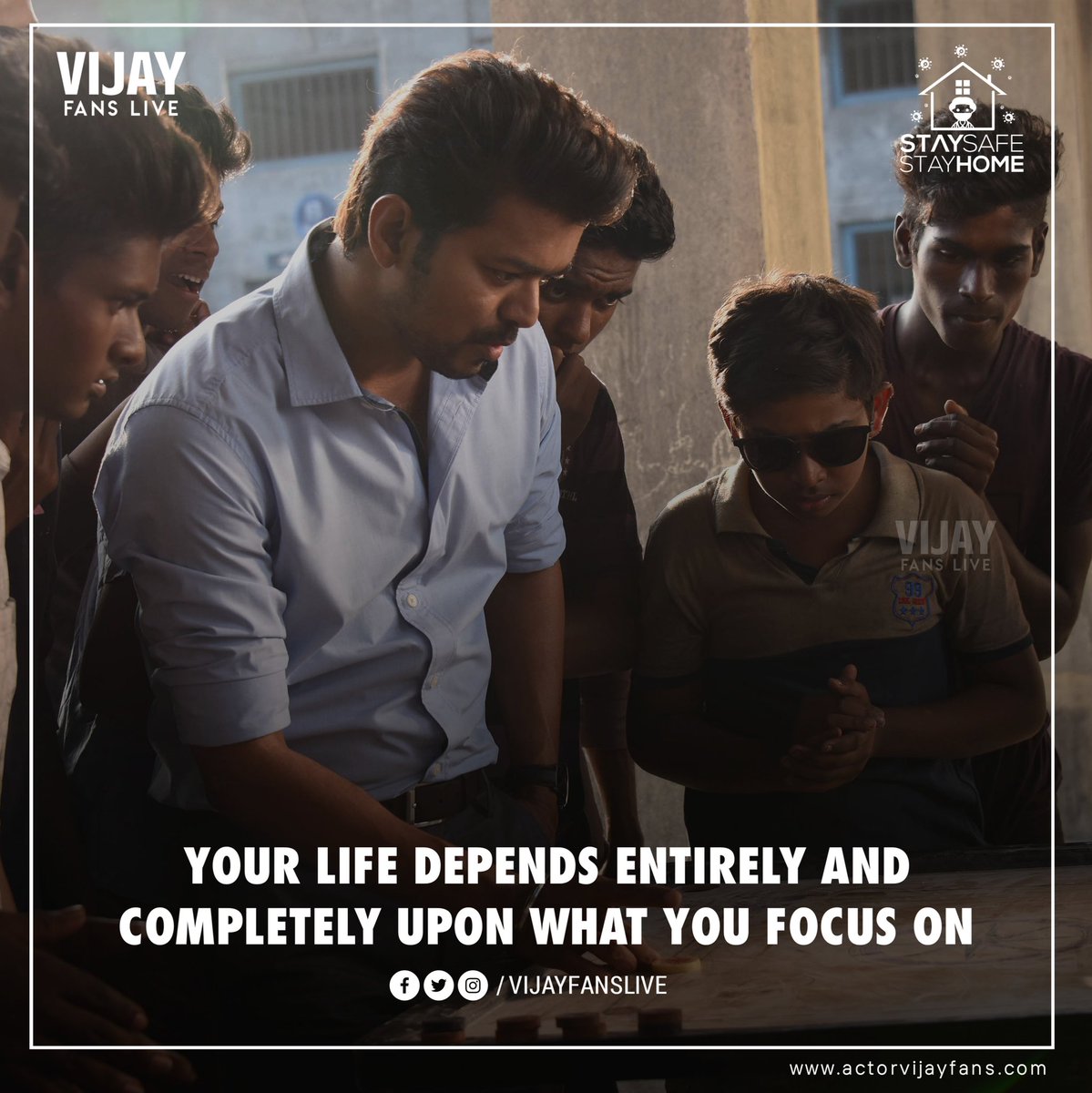 VijayFansGlobal's tweet photo. "Your life depends entirely and completely upon what you focus on."

#Motivation #quote #quotes #quoteoftheday #success #leadership

@actorvijay | #Master #Thalapathy65 https://t.co/quLHlg2rs0