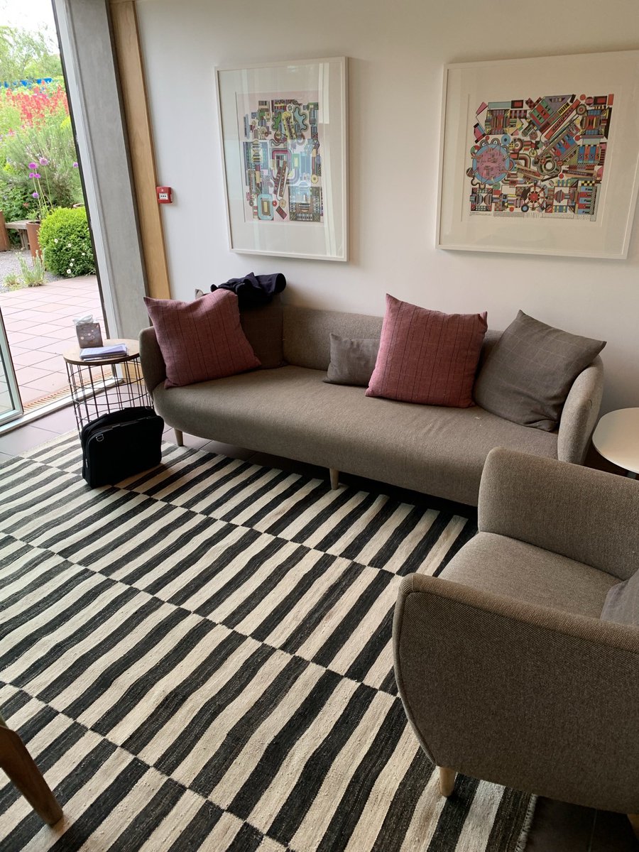 RobynnePenny's tweet photo. Dietitans week started off with our first EDEN (eat drink enjoy nourishment) clinic at @maggiesne detangling myths and helping visitors understand the complex world of food and cancer! Amazing clinic room too! ๐งก๐๐๐ง๐ฆด๐ง๐ฅ๐ #maggies #foodandcancer #EDENclinic https://t.co/k0J5zRsdC7