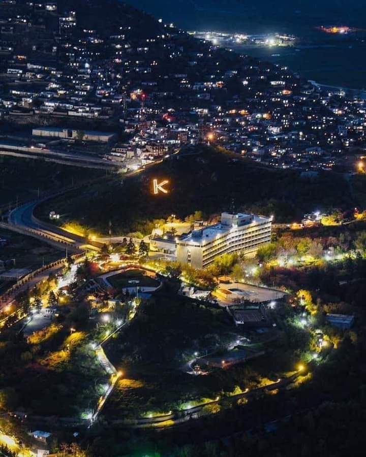 Sameerafghan789's tweet photo. The beautiful #intercontental view at Night https://t.co/qYL5s5tJOp
