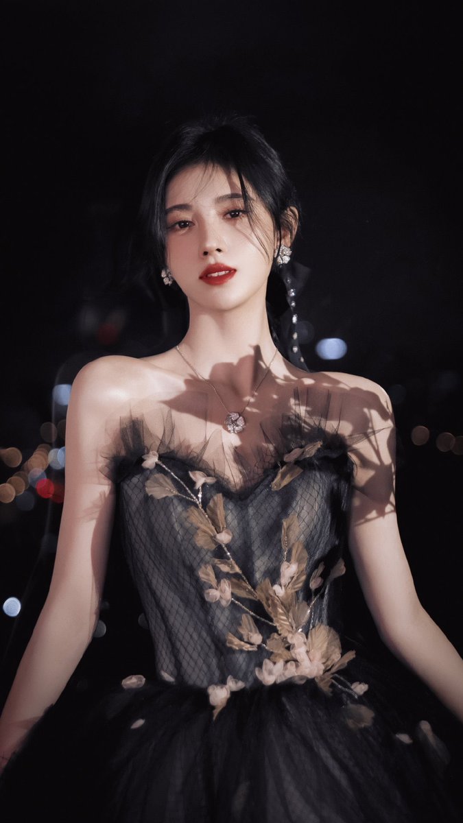 juijngyi's tweet photo. #JUJINGYI #鞠婧祎 x #10thTencentVideo
©噗叽咕咕咕 https://t.co/7LpSEtk6Sm