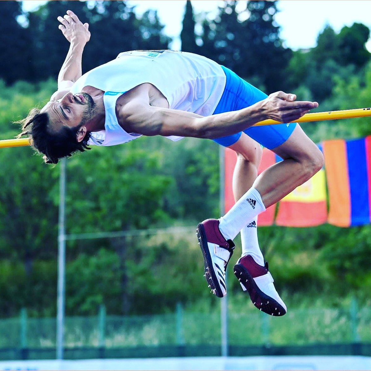 hugehighjump's tweet photo. do you know when is diffcult wait invain? so now I want to jump tomorrow but my body is tired , catch energy around you and jumping when there is moment! #sport #2021 #start #highjump https://t.co/y2OYTw4dUc